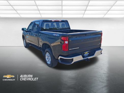 Used 2025 Chevrolet Silverado 1500 LT AWD/4WD image 5