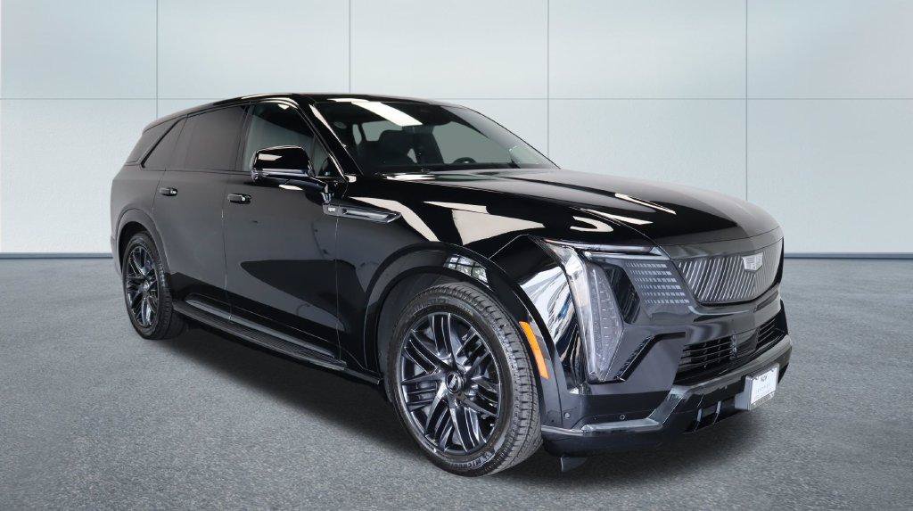 Certified 2025 Cadillac Escalade IQ Sport 2 w/ LPO, ONYX Package AWD/4WD image 9