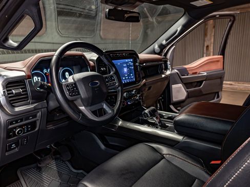 Used 2023 Ford F150 Lariat image 17