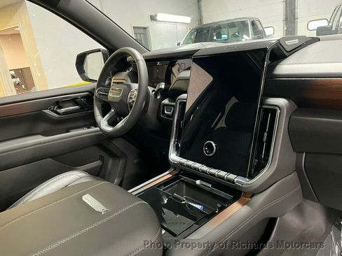 Used 2026 GMC Yukon Denali w/ Sun & Power Step Package image 27