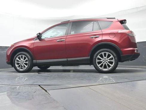 Used 2018 Toyota RAV4 Limited image 34