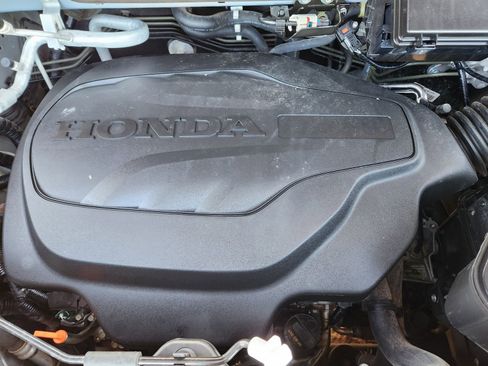 Used 2022 Honda Pilot Sport image 35