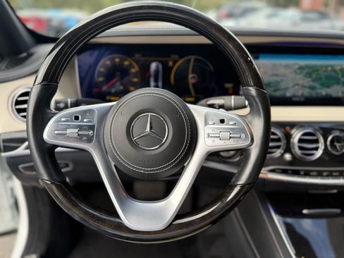 Used 2018 Mercedes-Benz S 560 Sedan image 19
