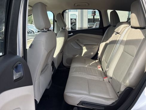 Used 2018 Ford Escape SE image 23