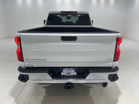 Used 2024 Chevrolet Silverado 2500 LTZ AWD/4WD image 4