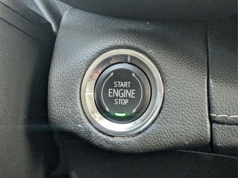Used 2023 Buick Envision Avenir FWD image 30