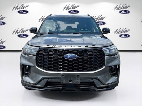 Certified 2025 Ford Explorer ST-Line w/ ST-Line Street Pack AWD/4WD image 2
