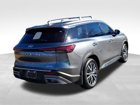 Used 2025 INFINITI QX60 Sensory w/ Vision Package image 6