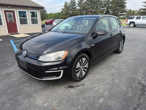 Used 2016 Volkswagen e-Golf SE FWD image 13
