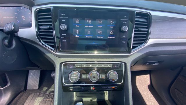 Used 2023 Volkswagen Atlas SE w/ Panoramic Sunroof Package AWD/4WD image 13