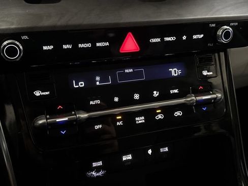 Used 2022 Kia Carnival SX FWD image 17
