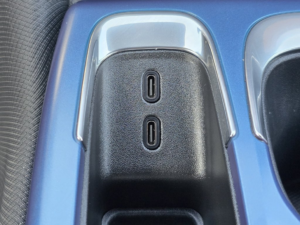 Used 2025 Chevrolet Equinox EV LT FWD image 25