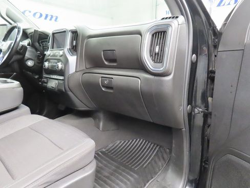 Used 2022 GMC Sierra 2500 SLE image 24