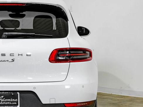 Used 2017 Porsche Macan S image 44