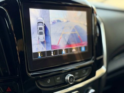 Certified 2023 Chevrolet Traverse RS image 14