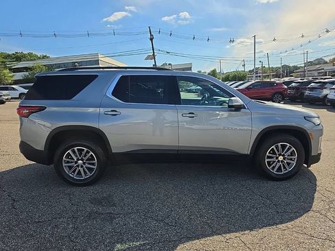 Used 2023 Chevrolet Traverse LT w/ LPO, Floor Liner Package AWD/4WD image 2