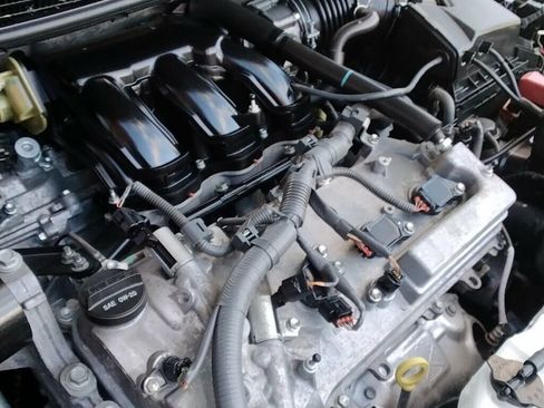 Used 2015 Toyota Avalon XLE image 25