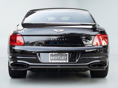 Used 2024 Bentley Flying Spur W12 image 14