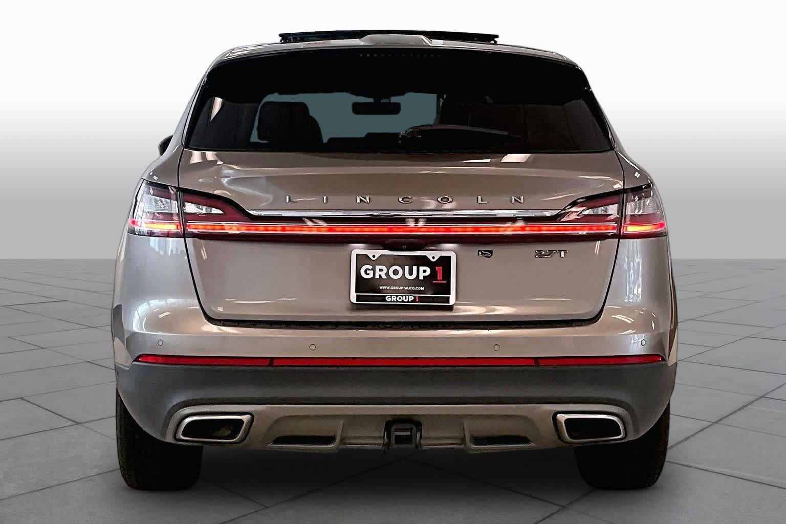 Used 2019 Lincoln Nautilus Reserve FWD image 4