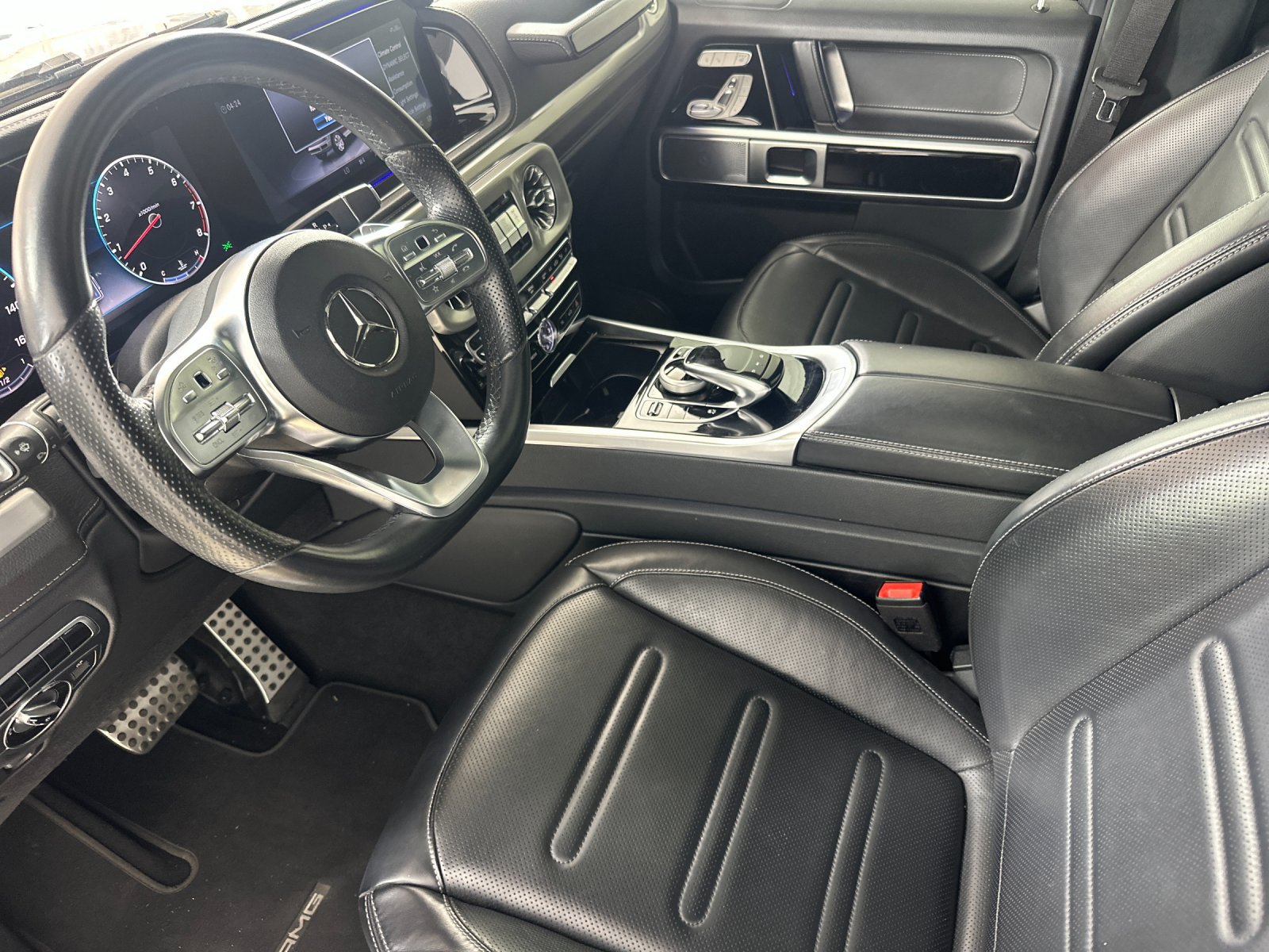 Used 2022 Mercedes-Benz G 550 w/ Exclusive Interior Package image 10