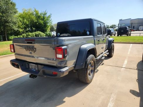 Used 2020 Jeep Gladiator Sport AWD/4WD image 4