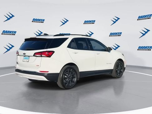 Used 2022 Chevrolet Equinox RS w/ LPO, Floor Liner Package image 8
