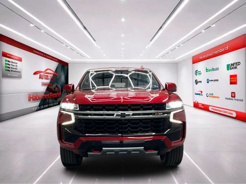 Used 2022 Chevrolet Tahoe Z71 w/ Z71 Off-Road Package AWD/4WD image 3