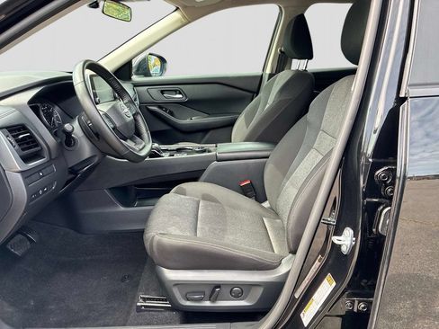 Used 2025 Nissan Rogue SV AWD/4WD image 21