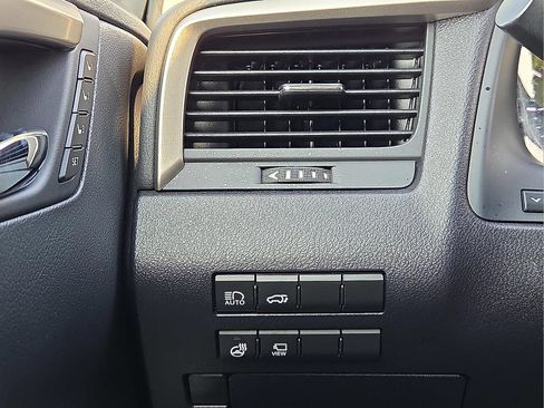 Used 2019 Lexus RX 350 AWD w/ Navigation Package image 20
