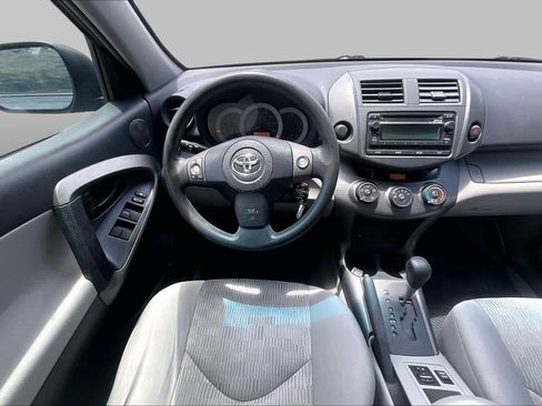 Used 2012 Toyota RAV4 FWD w/ Value Pkg image 4