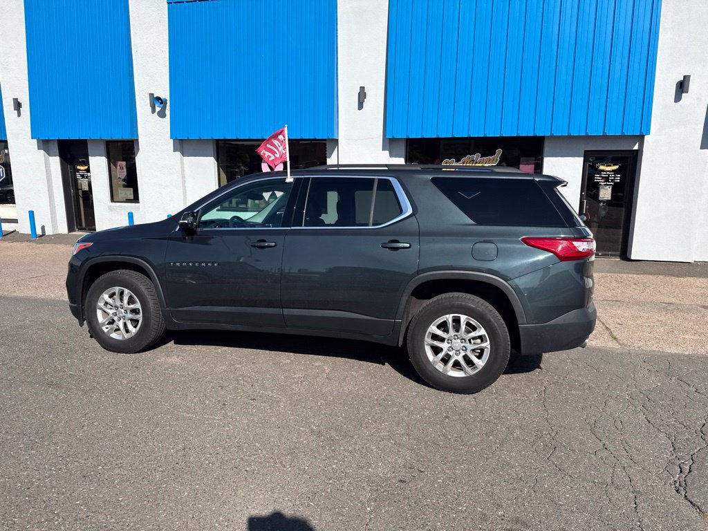 Used 2020 Chevrolet Traverse LT FWD image 17