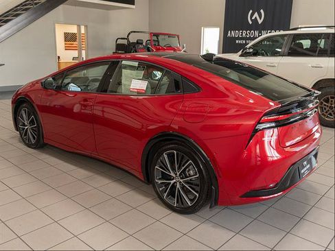 Used 2024 Toyota Prius Limited w/ Limited Premium Package FWD image 20