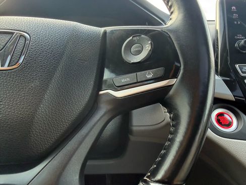 Used 2019 Honda Odyssey Touring image 31