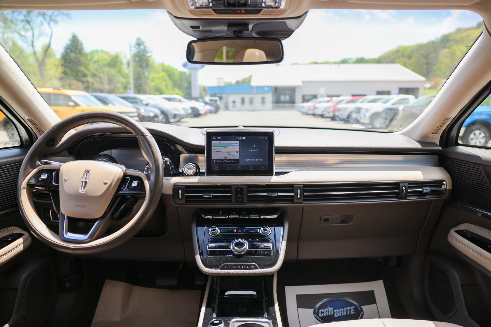 Used 2022 Lincoln Corsair AWD w/ Premium Package image 25