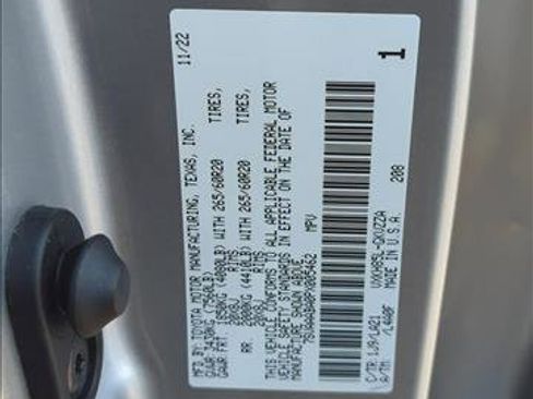 Used 2023 Toyota Sequoia Platinum AWD/4WD image 29