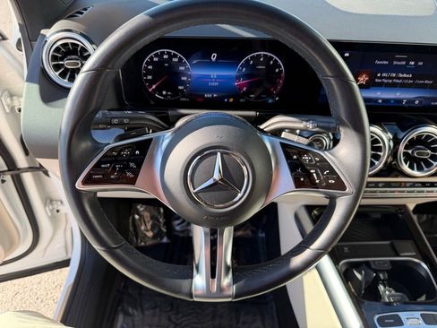 Used 2024 Mercedes-Benz GLA 250 image 20