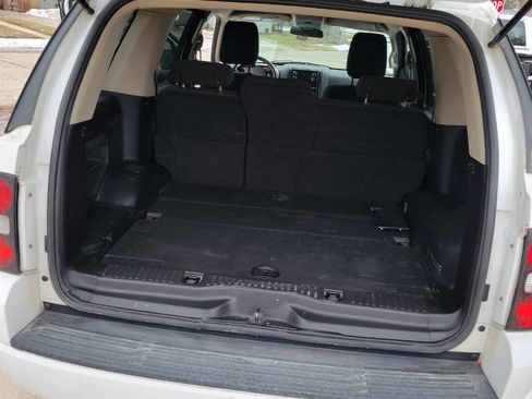 Used 2009 Ford Explorer XLT image 9