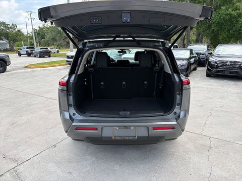 New 2026 Nissan Pathfinder SL FWD image 31