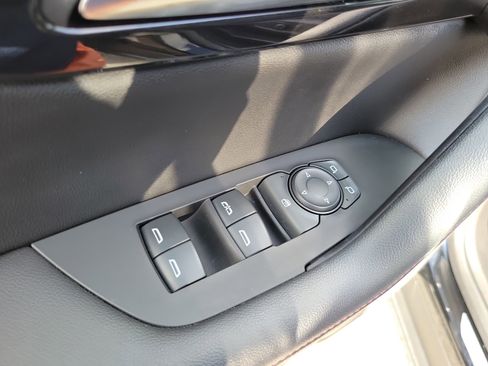 Used 2022 Chevrolet Blazer RS image 25