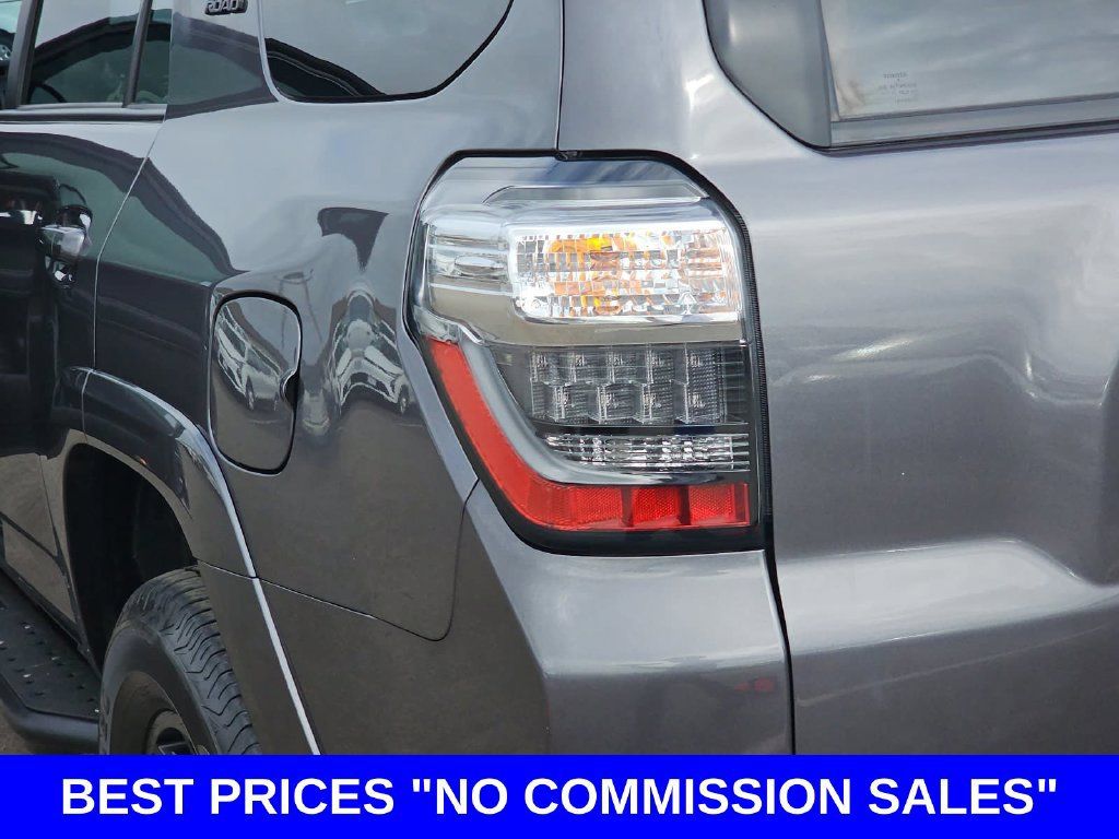 Used 2023 Toyota 4Runner TRD Off-Road Premium w/ Off Road Premium Plus Package AWD/4WD image 40