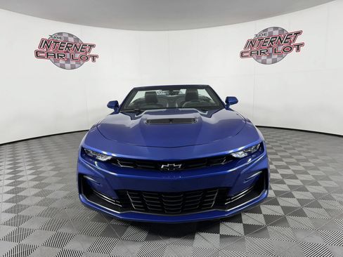 Used 2021 Chevrolet Camaro SS RWD image 2