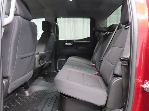 Used 2025 Chevrolet Silverado 1500 RST w/ Z71 Off-Road Package image 11