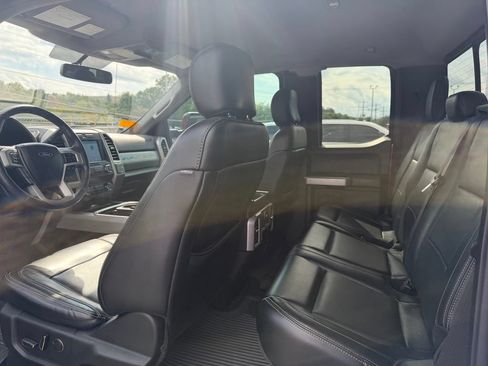 Used 2019 Ford F250 Lariat w/ Lariat Value Package AWD/4WD image 18