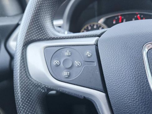 Used 2021 GMC Acadia SLE w/ Driver Convenience Package image 21