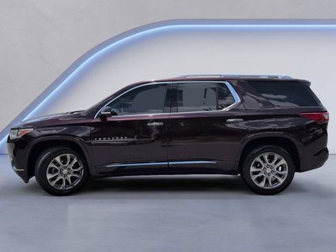 Used 2018 Chevrolet Traverse Premier w/ Driver Confidence II Package FWD image 10