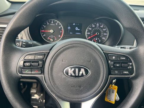 Used 2016 Kia Optima LX image 18