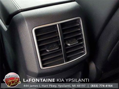 Certified 2025 Kia Sportage EX image 46