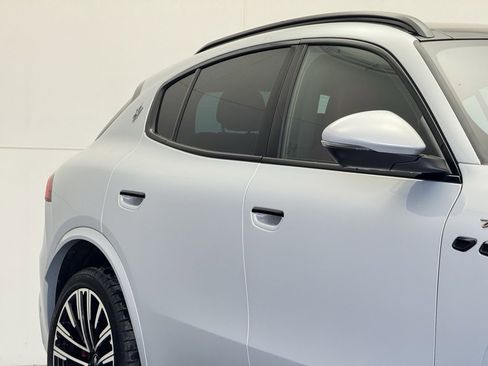 Used 2024 Maserati Grecale Trofeo image 38