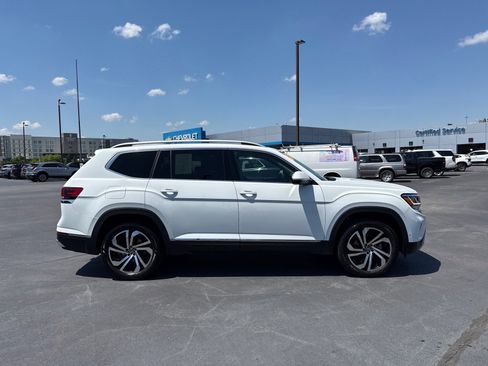 Used 2021 Volkswagen Atlas SEL Premium AWD/4WD image 2