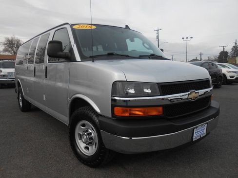 Used 2016 Chevrolet Express 3500 LT w/ LT Preferred Equipment Group image 2
